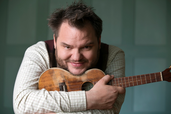 Svavar Knutur - live im Anlagencafé in Schwäbisch Hall